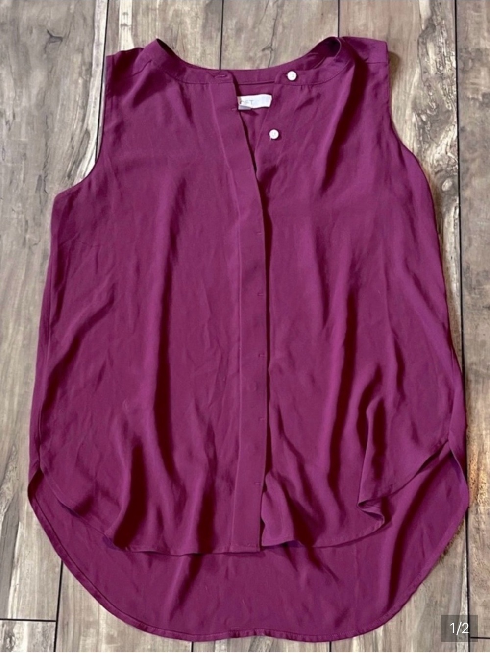 Loft sleeveless v-neck button down purple blouse in size XS